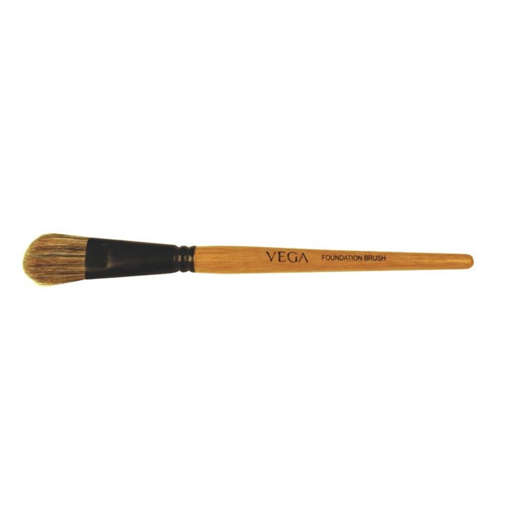 Vega Foundation Brush (EV-01)